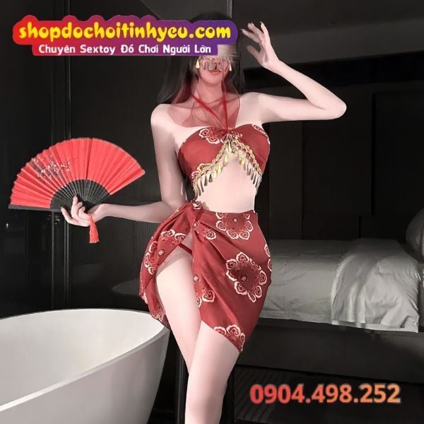 Cosplay vũ công mê múa có màn che mặt xuyên thấu gợi cảm