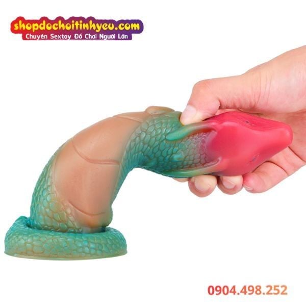 Dương Vật Giả Thiết Kế Hình Kỳ Nhông Có Vảy Nổi Ma Sát Tê Tái