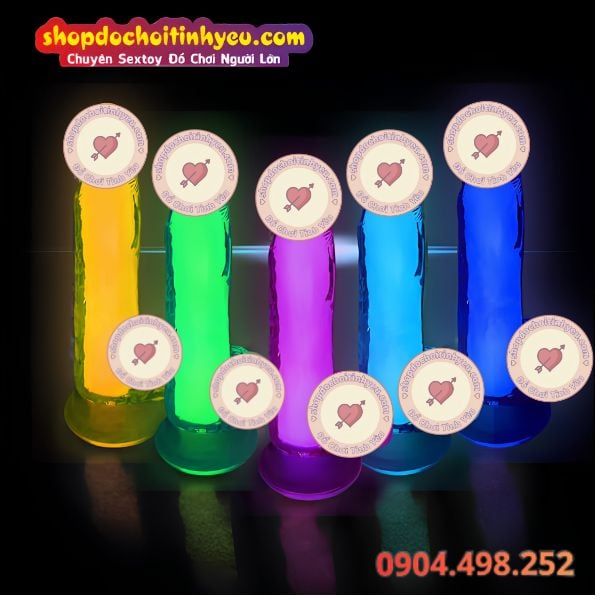 Dương vật giả trong suốt phát sáng pha lê có bìu dán tường