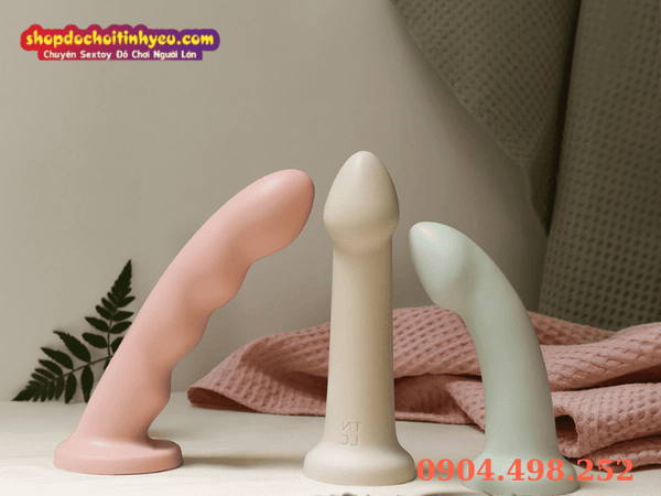 Dương vật giả là gì? Phân biệt dildo và máy rung sextoy
