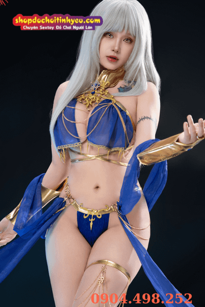 Gái xinh hóa trang cực phẩm