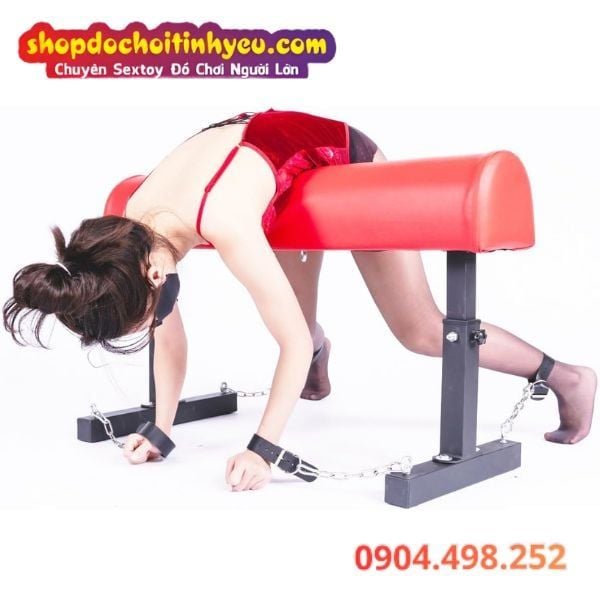 Ghế SM Hình Chữ U Ép Nằm Chổng Mông Kèm Còng Khóa Tay Chân