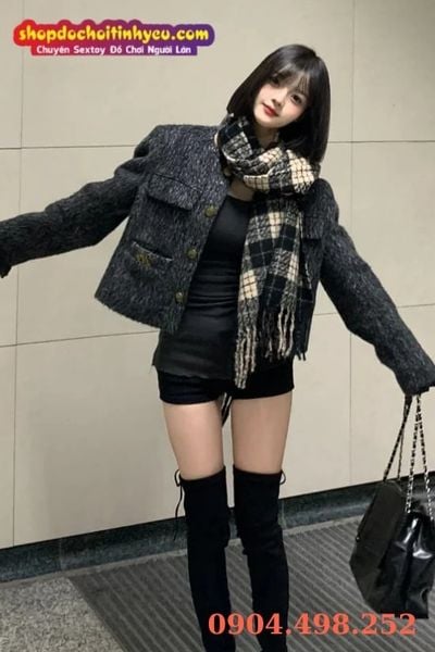 Thân hình girl tóc ngắn đẹp