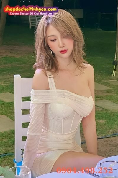 Ảnh girl che mặt tóc ngắn chất