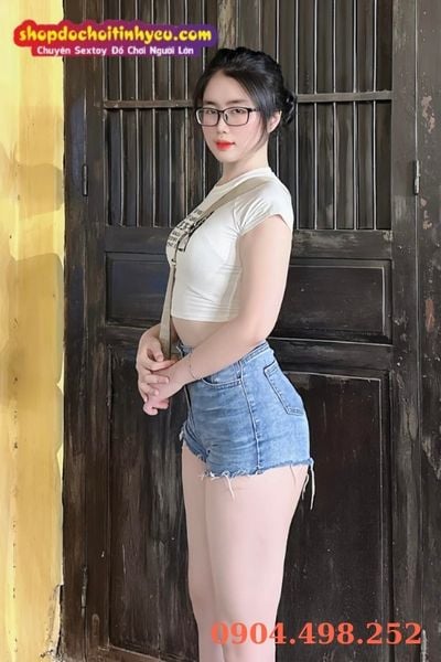 Gái xinh trung quốc tóc ngắn