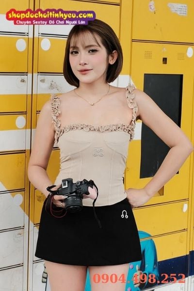 Girl xinh che mặt