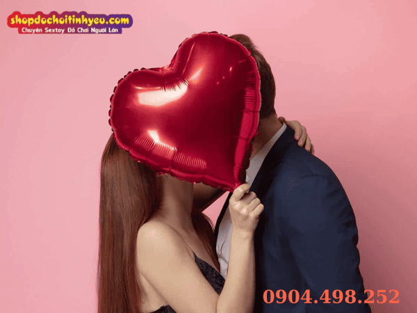 Hôn vùng kín có nguy hiểm không và lưu ý an toàn