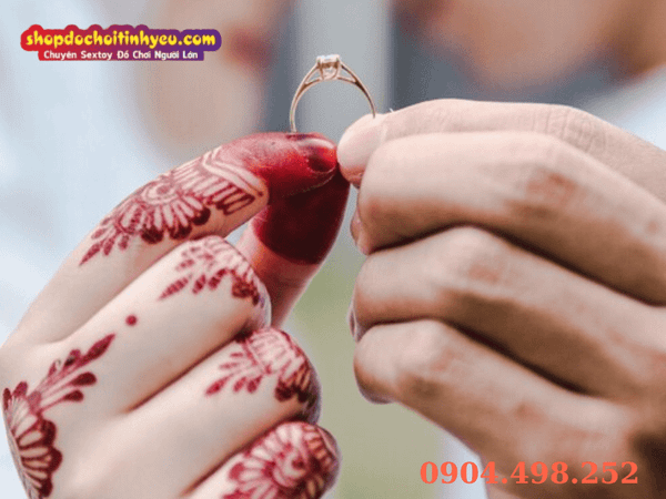 Ý nghĩa danh xưng lão công trong tình yêu lứa đôi