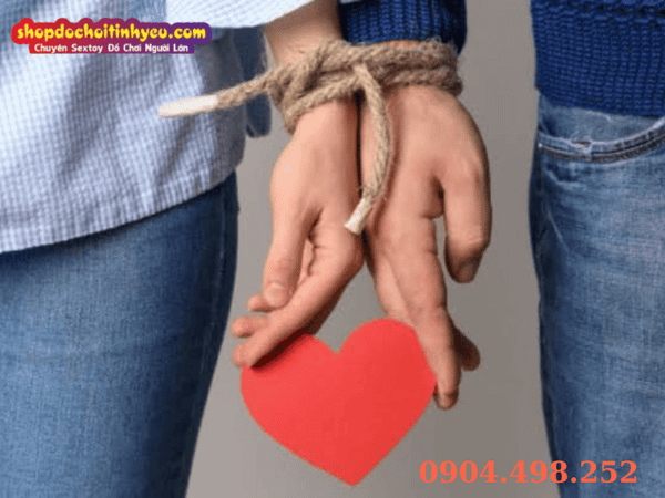Giải mã khái niệm lụy tình trong tình yêu