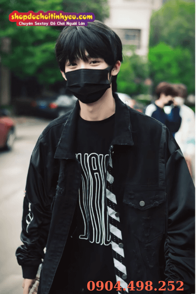 Ảnh góc nghiêng nam