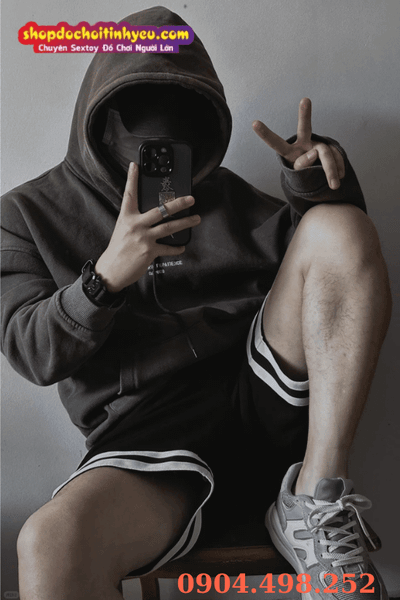 Trai Trung quốc che mặt