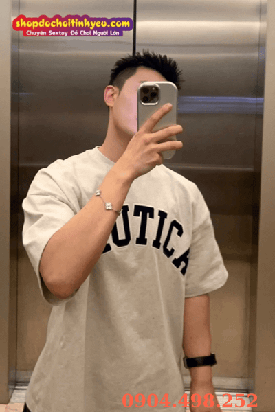 Ảnh mạng che mặt nam