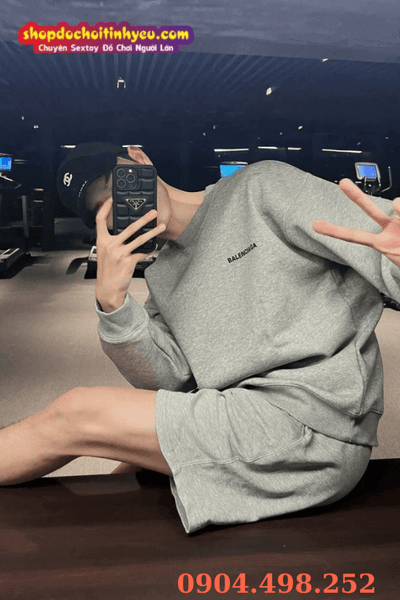 Ảnh giấu mặt nam