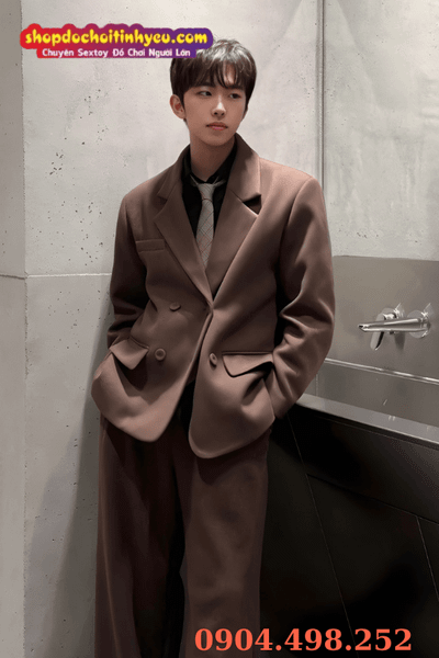 Ảnh selfie trai Trung đẹp