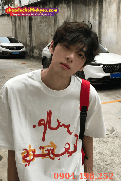 Trai đẹp Trung mặt ngầu