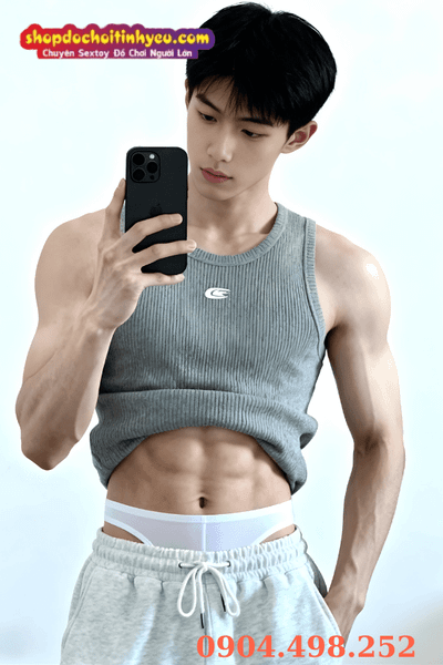 Hình trai Trung ngầu