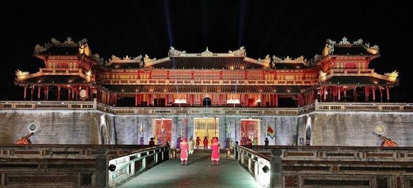 tham-quan-hue