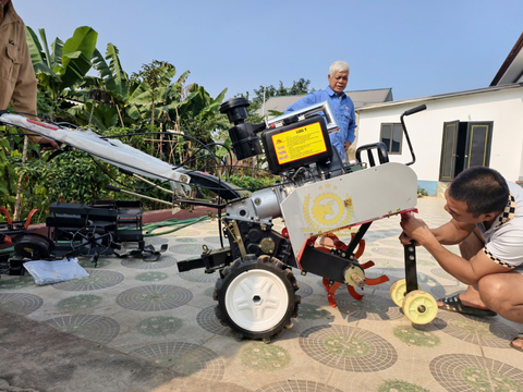 MÁY XỚI ĐẤT KA-190 - GIẢI PHÁP LÀM ĐẤT MẠNH MẼ, BỀN BỈ