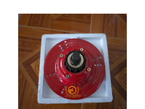 So sánh tay quay trực tiếp và bộ đề cót trên máy xới đất mini