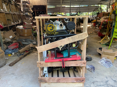 MÁY XỚI ĐẤT CHẠY DẦU HAI CẦU KA-190 ĐÓNG THÙNG GỬI KHÁCH ONLINE