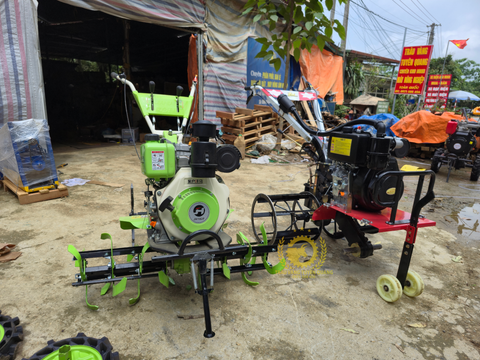 ƯU ĐIỂM CỦA MÁY XỚI ĐẤT MINI HAI CẦU