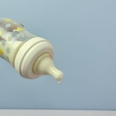 Hướng dẫn xả khí bình sữa nhanh chóng, đúng cách, hiệu quả