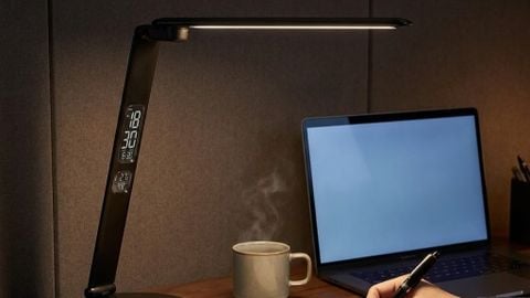 Công Nghệ Đèn Bàn LED Cắt 45% Ánh Sáng Xanh Đạt Chuẩn JIS AA Nhật Bản