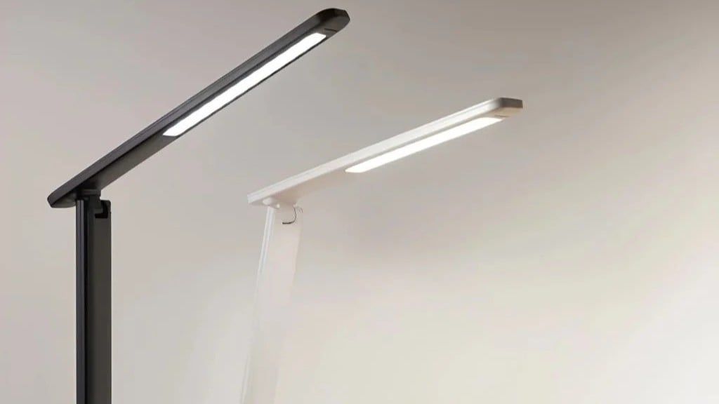 Đèn Bàn LED Chống Cận Chuẩn JIS Nhật Bản: Tiêu Chí Chọn & Mẫu Tốt Nhất 2026