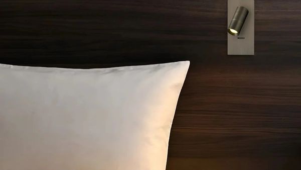 Top 5 Đèn Đọc Sách Đầu Giường Gắn Tường Chống Mỏi Mắt Chuẩn Nhật