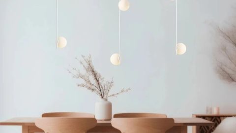 Giải Pháp Chiếu Sáng Đèn Thả Và Ốp Trần Thủy Tinh Tròn MotoM Sphere Sang Trọng