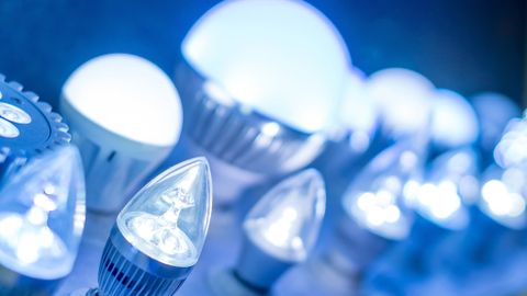 Đột Phá Công Nghệ Chiếu Sáng LED MotoM Chuẩn Nhật Bản