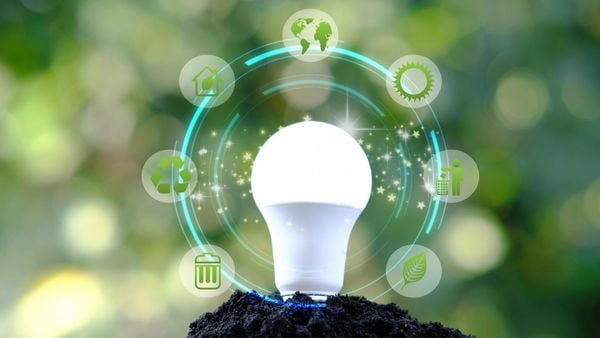 Xu Hướng Chiếu Sáng Xanh Tiết Kiệm Điện Từ Đèn LED MotoM Nhật Bản 2026