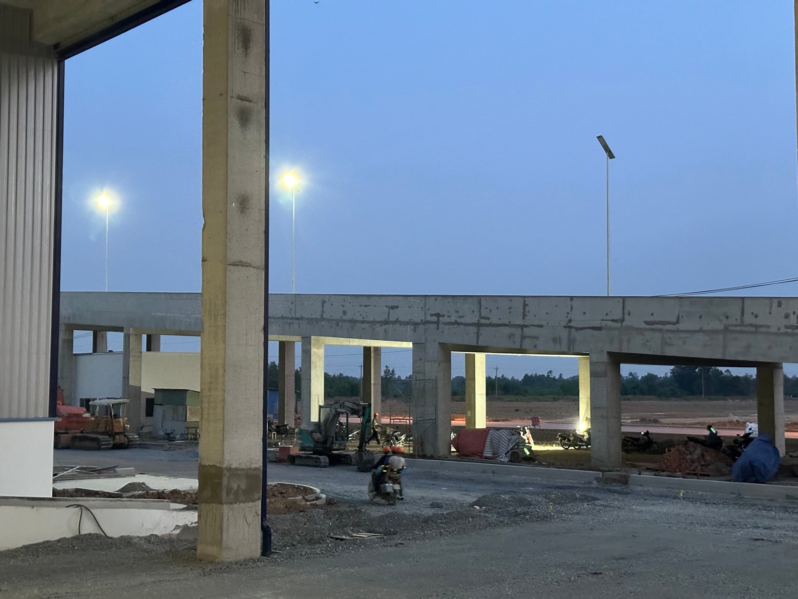 Dự án chiếu sáng Phát triển Công nghiệp Xenia 1 - Hình 2