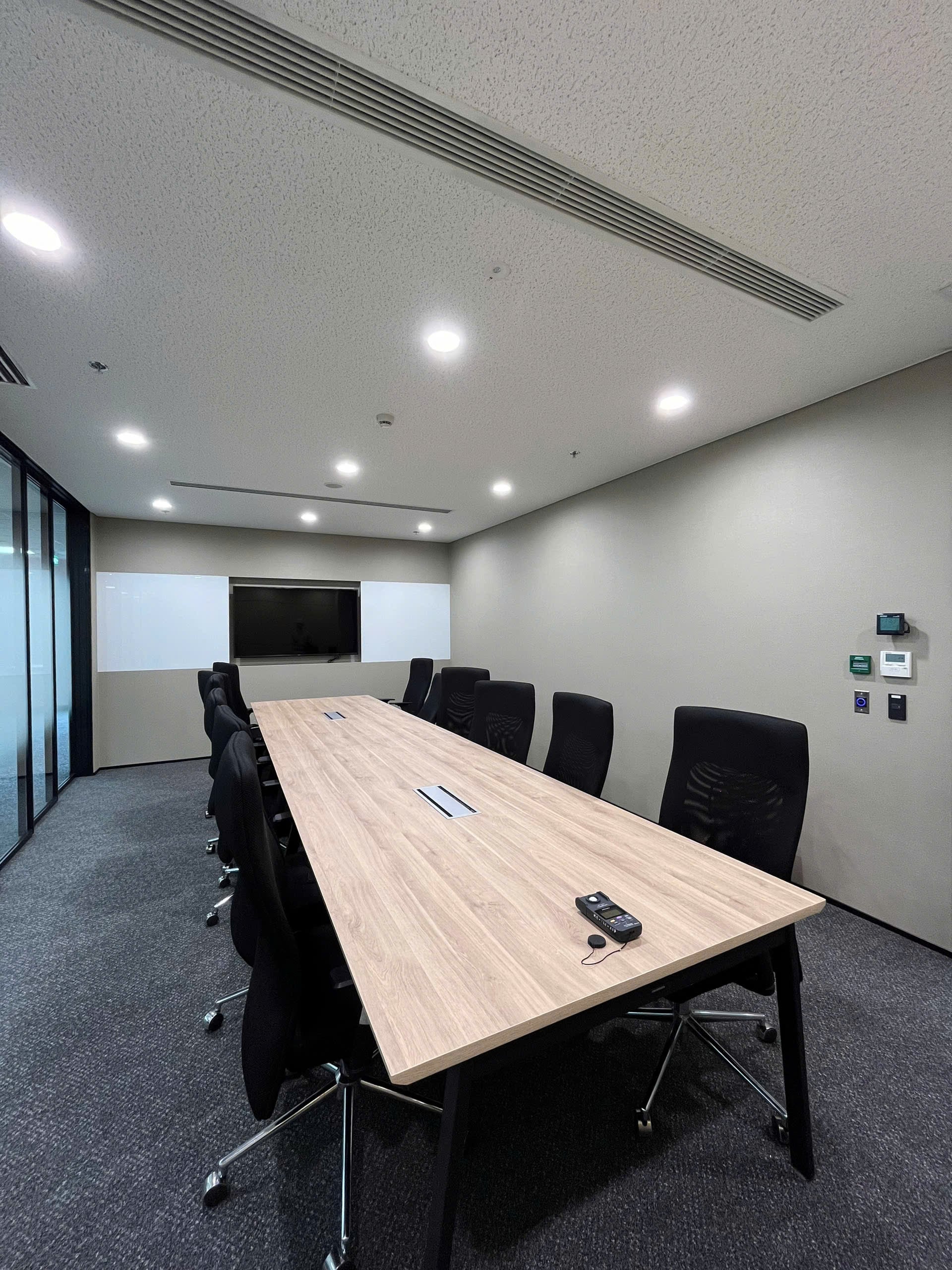 Góc hoàn thiện hệ thống chiếu sáng MotoM tại Hanoi Vinata Office - Ảnh 6