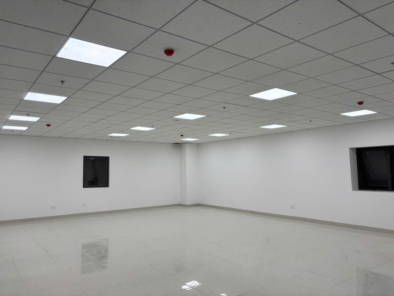 Không gian hành lang và lối đi văn phòng BW Industrial