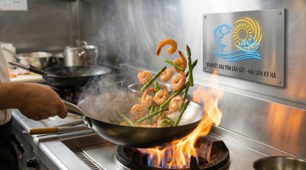 Nõn tôm giòn làm món gì ngon? Bí quyết xào tôm nõn sần sật, không bị teo thịt như ngoài hàng.