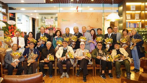 Lễ ra mắt sách & gặp gỡ nhóm tác giả 