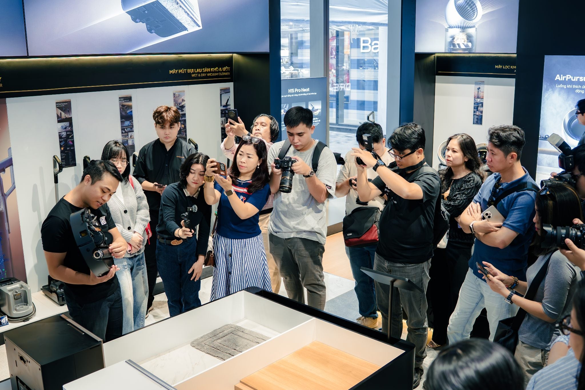 Dreame ra mắt L10s Ultra Gen 3 và Aqua10 Roller