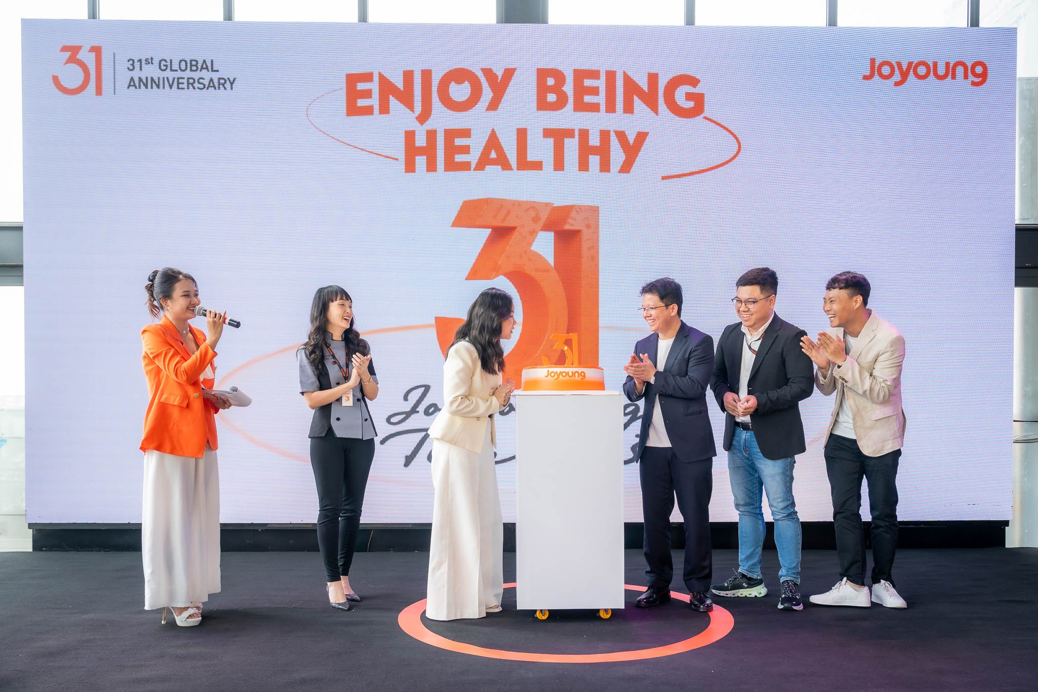 Joyoung kỷ niệm 31 năm toàn cầu: Chào mừng đại sứ Thu Nhi và ra mắt 2 sản phẩm đột phá tại Việt Nam