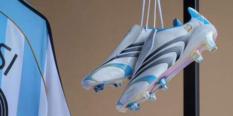 adidas F50 TUNiT x Messi 2026: remake 2006 “huyền thoại” trở lại