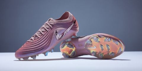Nike vén màn cho sự xuất hiện của thế hệ Tiempo hoàn toàn mới - Maestro
