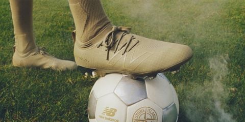 New Balance x Stone Island Furon v8: lần trở lại đầy “ngầm mà gắt”