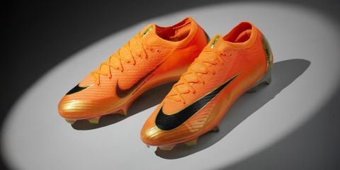 Nike Déjà Vu Mercurial: cam huyền thoại trở lại