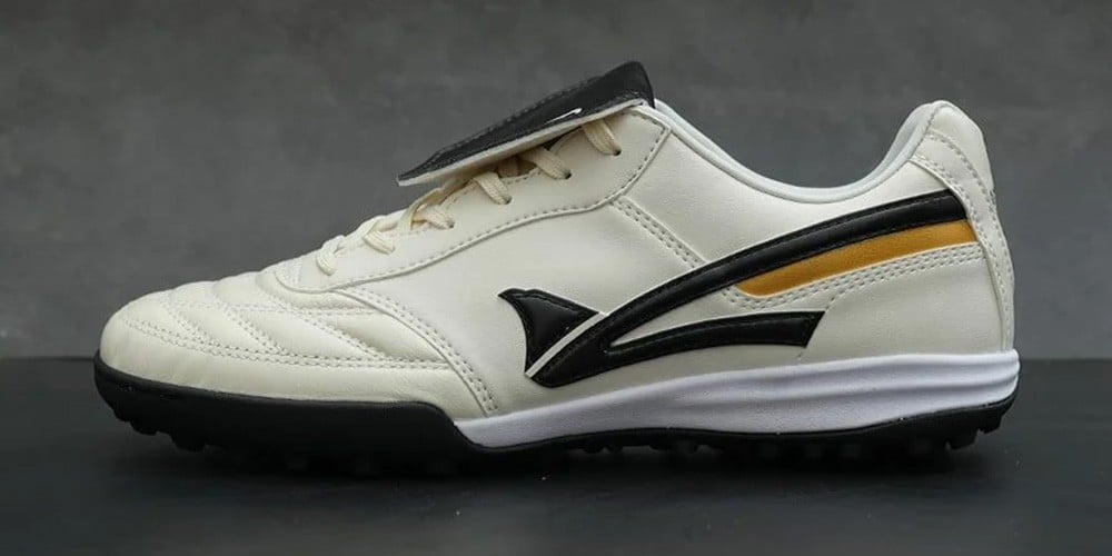 TOP 10 MẪU GIÀY ĐÁ BÓNG SÂN CỎ NHÂN TẠO SẮP XẾP TỪ THON ĐẾN BÈ TẠI THANH HÙNG FUTSAL