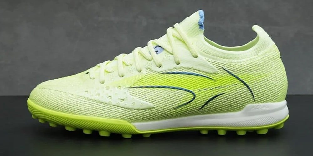TOP 10 MẪU GIÀY ĐÁ BÓNG SÂN CỎ NHÂN TẠO SẮP XẾP TỪ THON ĐẾN BÈ TẠI THANH HÙNG FUTSAL
