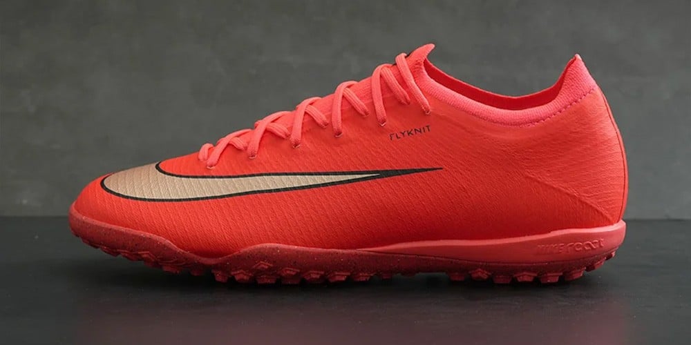 TOP 10 MẪU GIÀY ĐÁ BÓNG SÂN CỎ NHÂN TẠO SẮP XẾP TỪ THON ĐẾN BÈ TẠI THANH HÙNG FUTSAL