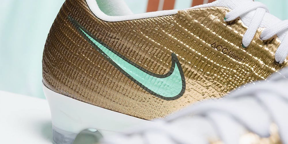 RA MẮT: NIKE MERCURIAL SUPERFLY 11 'GOLD' SIGNATURE - VINH DANH KỶ LỤC CỦA MBAPPÉ