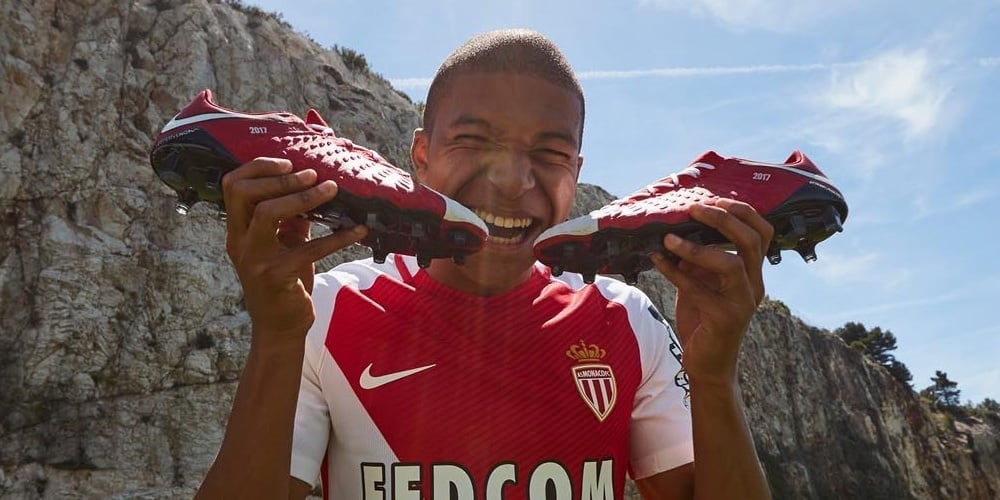 BOM TẤN THƯƠNG HIỆU: KYLIAN MBAPPÉ SẼ CHIA TAY NIKE ĐỂ TỰ MỞ THƯƠNG HIỆU GIÀY RIÊNG?
