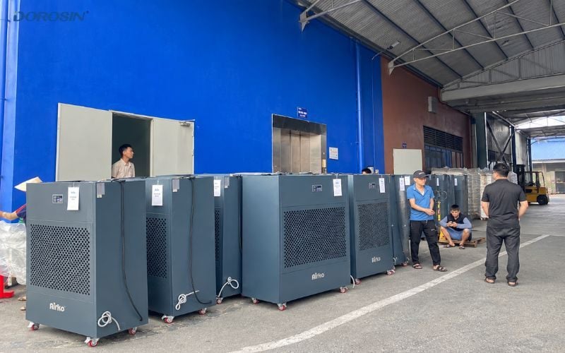 máy hút ẩm bể bơi 3
