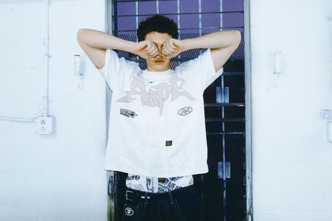 Tinh thần street và skate thập niên 90 tái hiện trong AAPE BY *A BATHING APE®